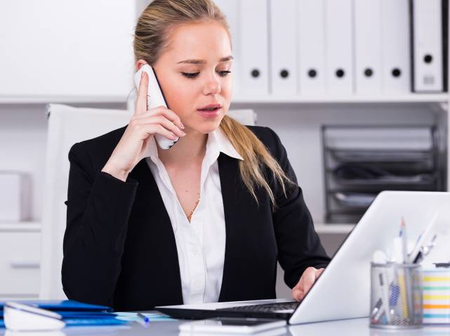 Coinvolgi il cliente con aggiornamenti strutturati e tracciabili