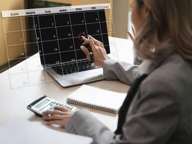 Usa date promesse e priorità come guida operativa